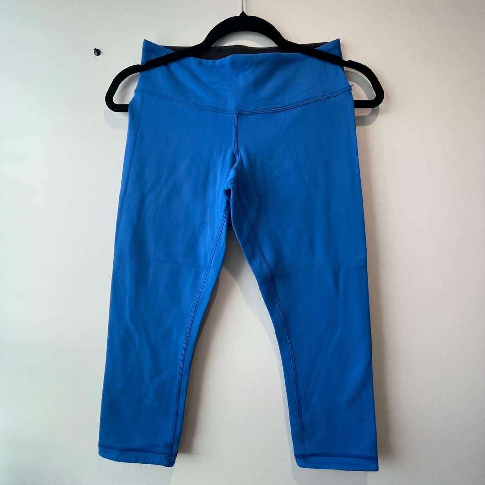 Lululemon Blue Cropped Leggings /Shorts